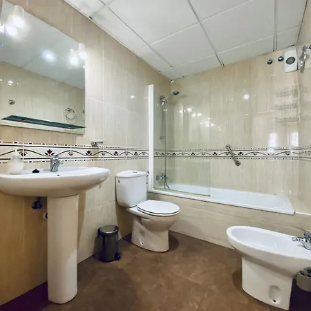 Precioso Con Parking En La Playa De Burriana Nerja