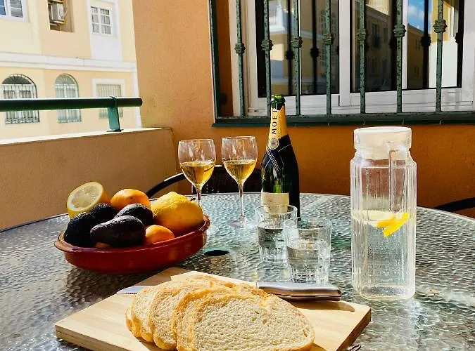 Precioso Con Parking En La Playa De Burriana Nerja